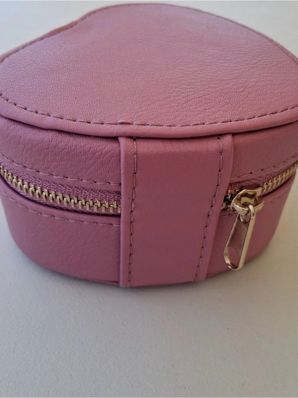 Target Pink Heart Key & Card Holder with Gold Ring
